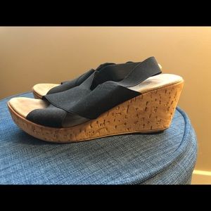 Charleston shoe Company med cork wedge